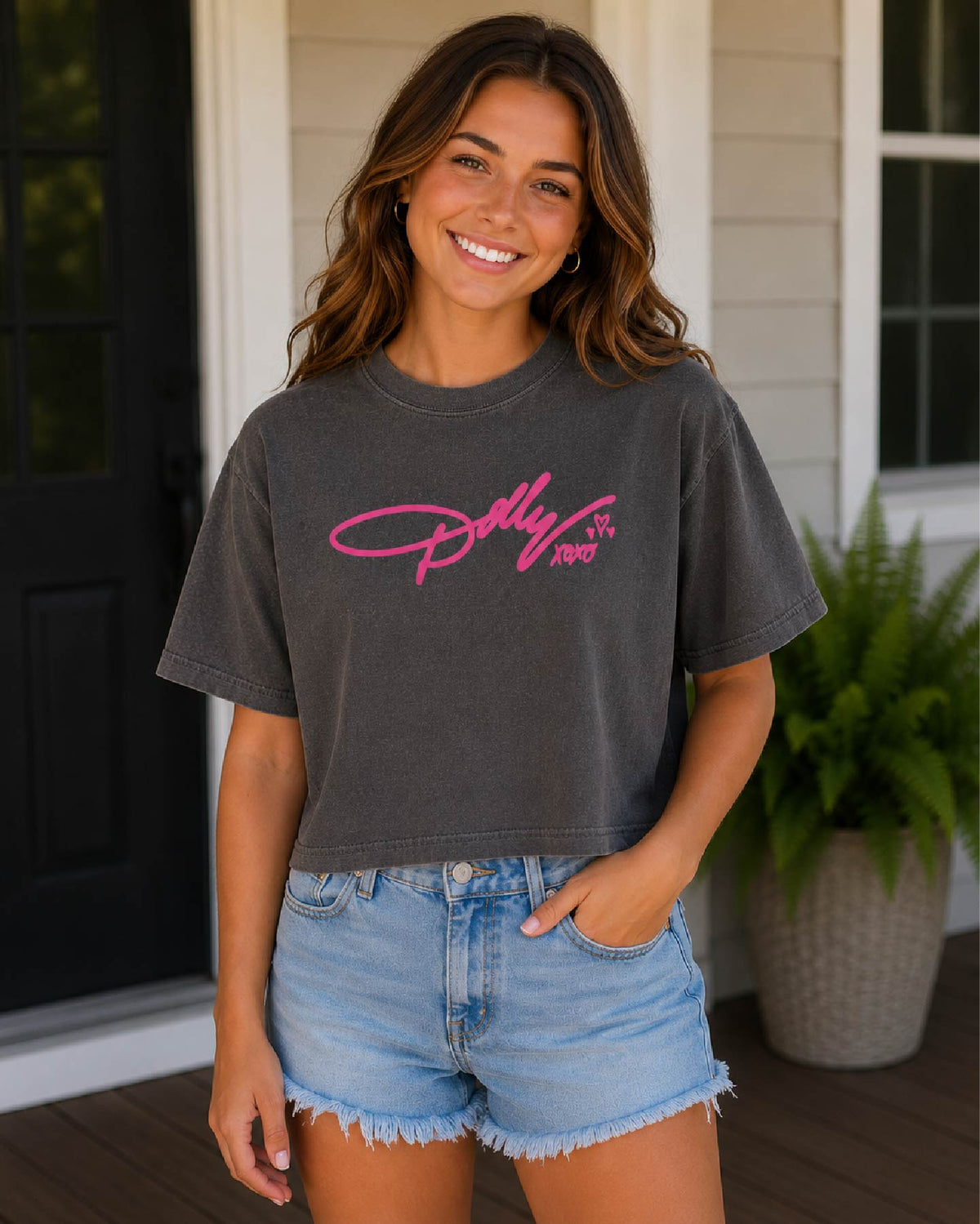 Dolly XOXO Signature Boxy Crop Tee