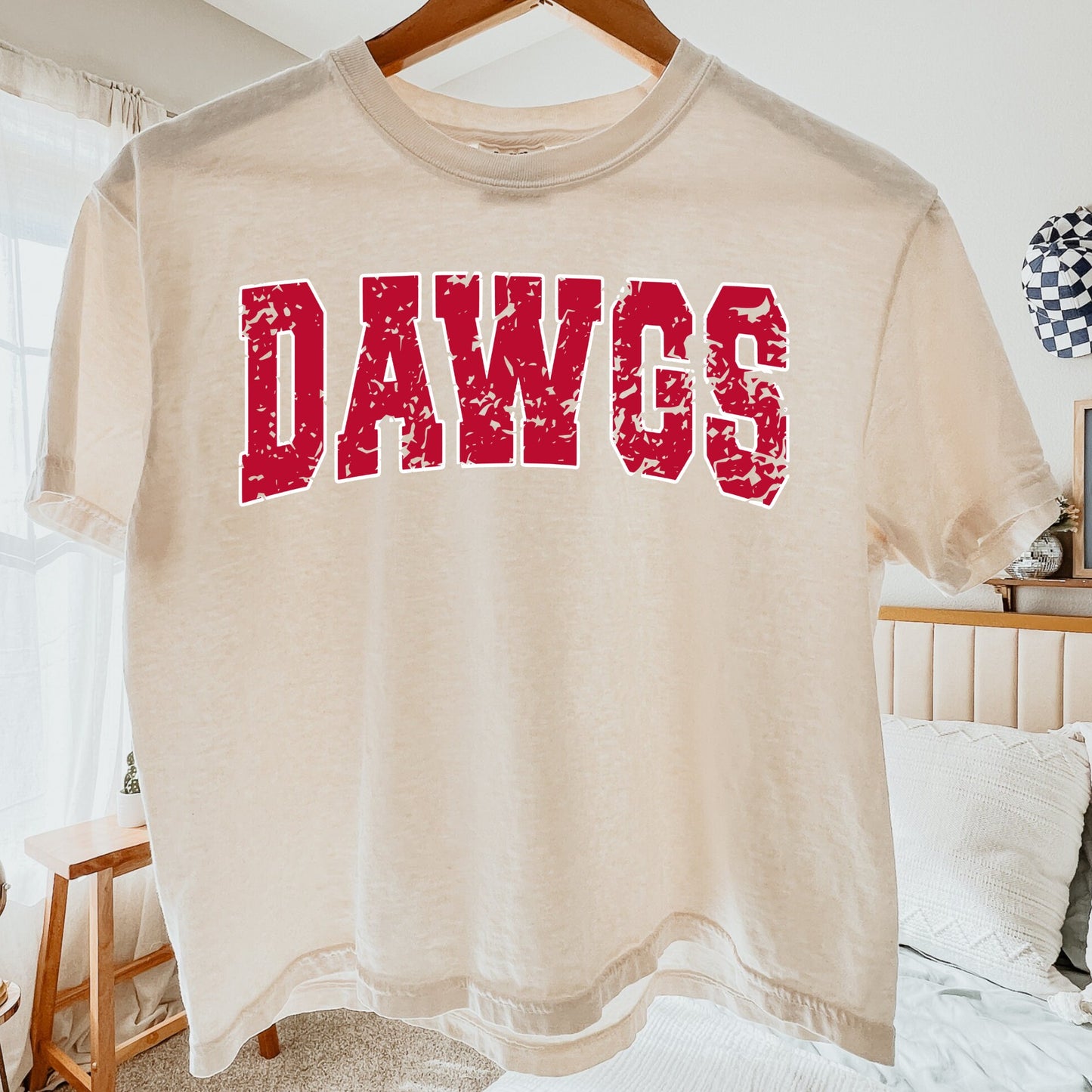 Dawgs Distressed Boxy Crop Tee