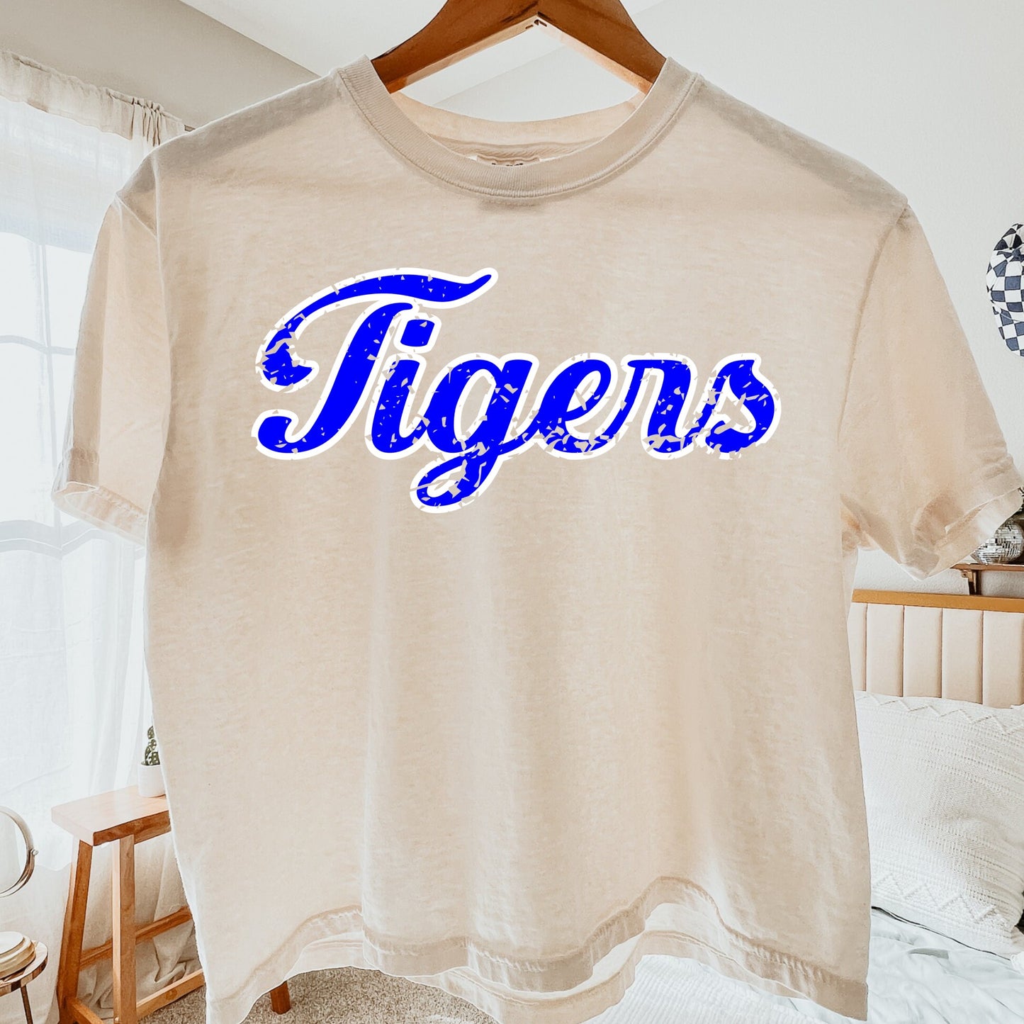 Gordonsville Tigers Distressed Boxy Crop Tee