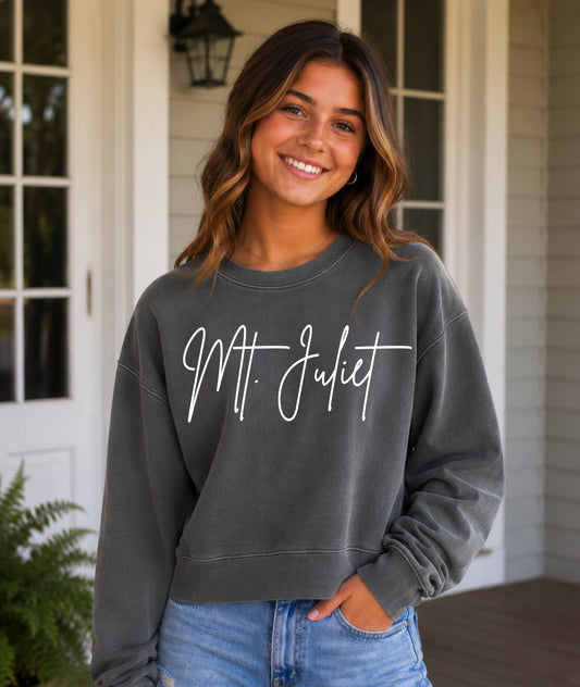 Mt. Juliet Script Crop Sweatshirt